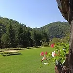 Gasthof Il Bosco Di Campo Marzano & Borzonasca